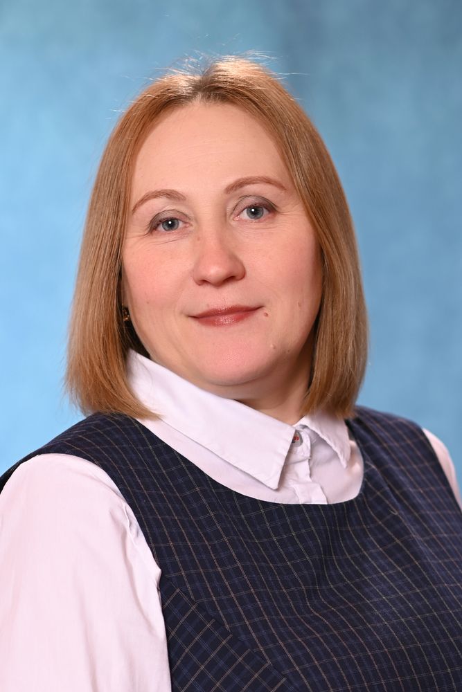 Лебедь Светлана Васильевна.